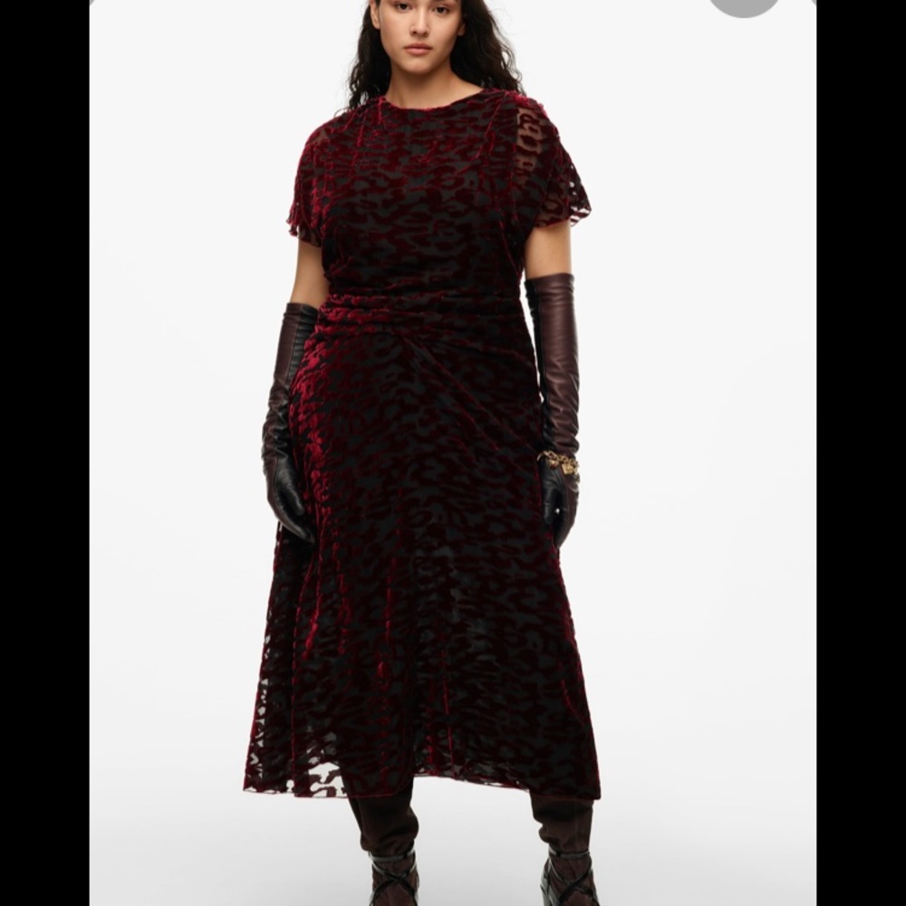 - Zara limited edition collection with draped detailed NWT wine detailed d… - Picture 4 of 10